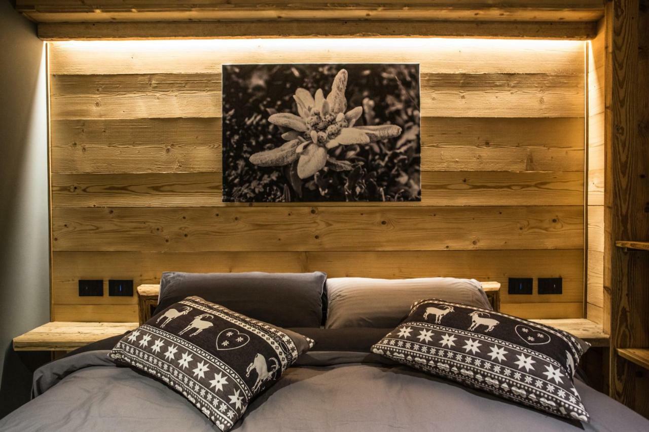 Alpine Rooms Guesthouse Breuil-Cervinia Exteriör bild