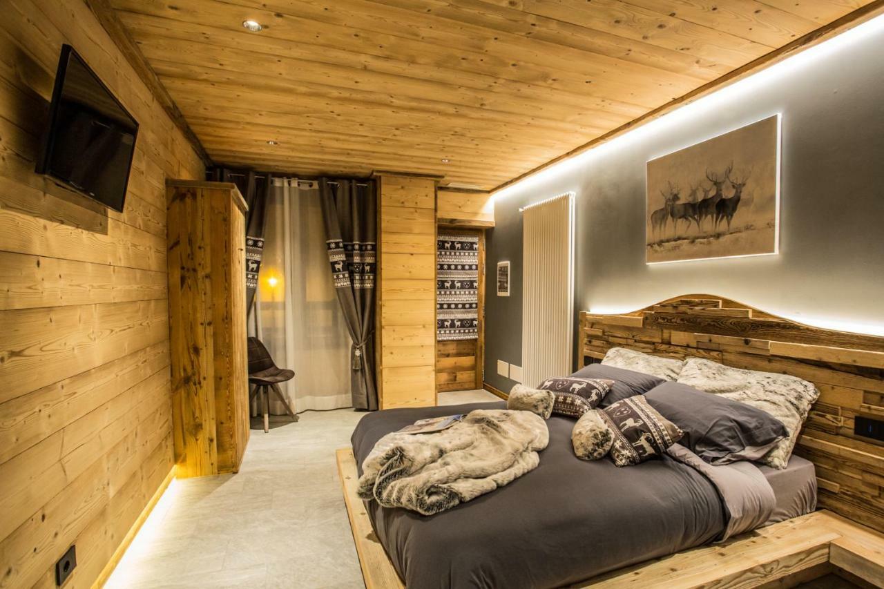 Alpine Rooms Guesthouse Breuil-Cervinia Exteriör bild