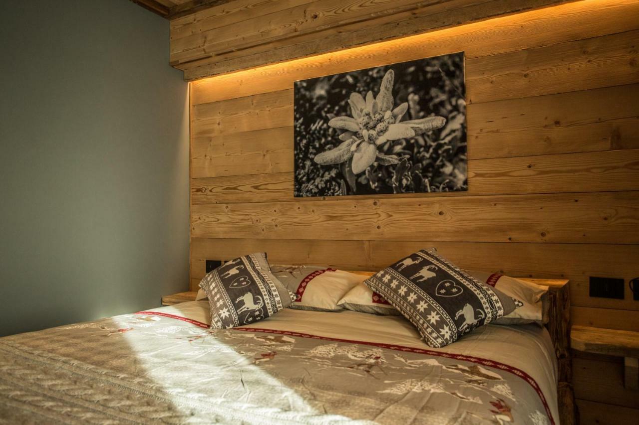 Alpine Rooms Guesthouse Breuil-Cervinia Exteriör bild