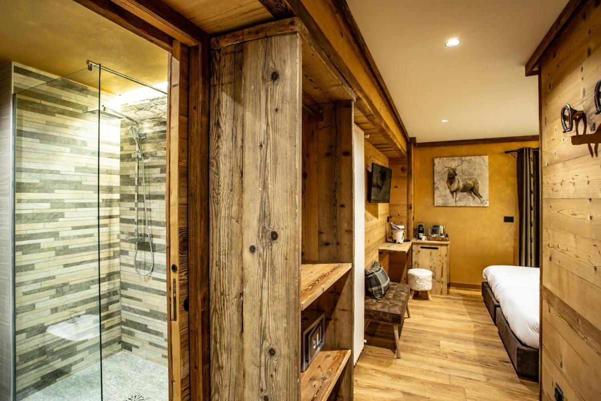 Alpine Rooms Guesthouse Breuil-Cervinia Exteriör bild